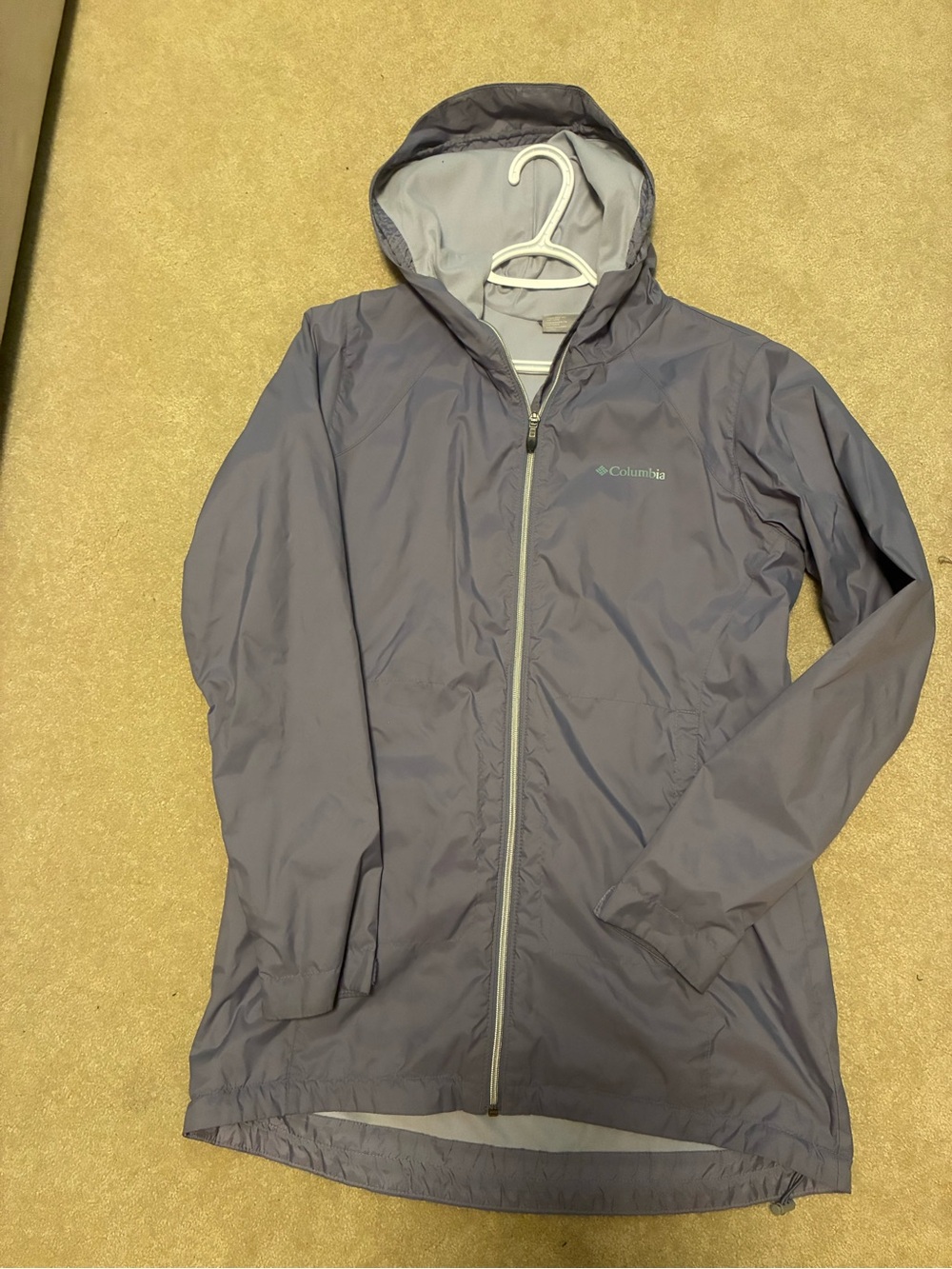 Columbia women’s Hooded Raincoat - Light Purple